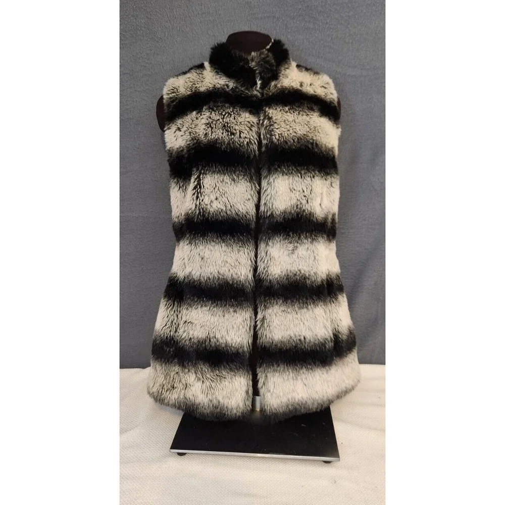 Rachel Zoe Women’s XXS Black Cream Pockets Faux Fur Hook Close Sleeveless‎ Vest